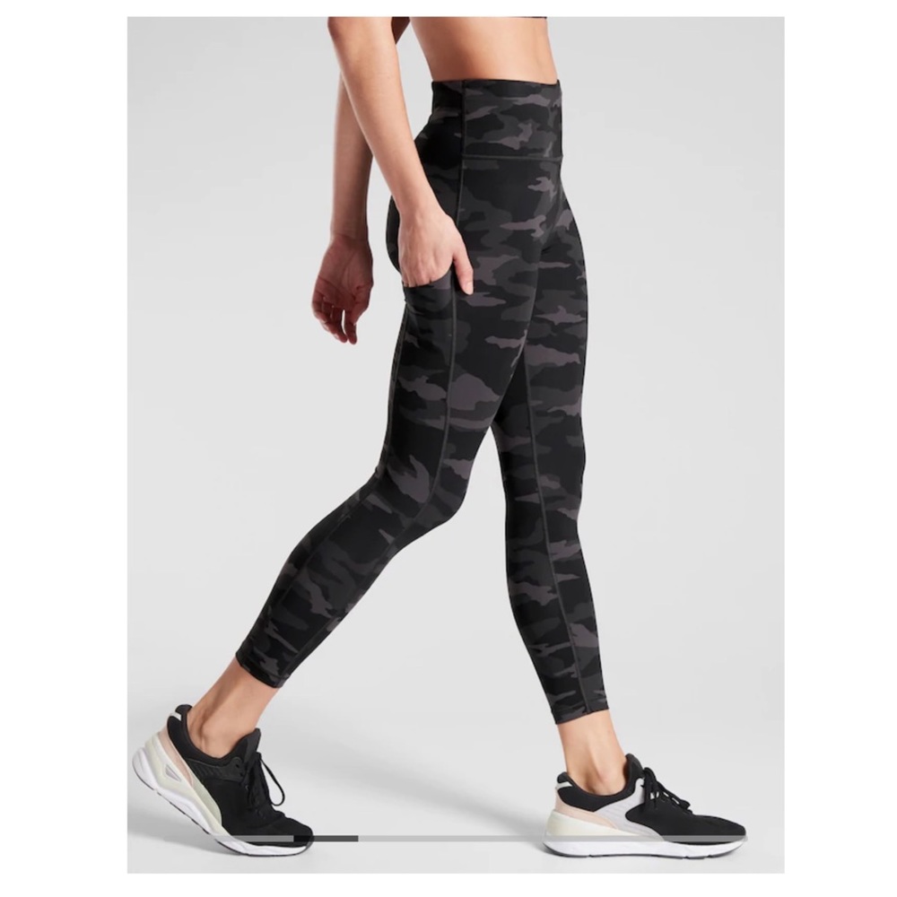 Athleta Ultimate Black Camo 7/8 Tight - Picture 2 of 14